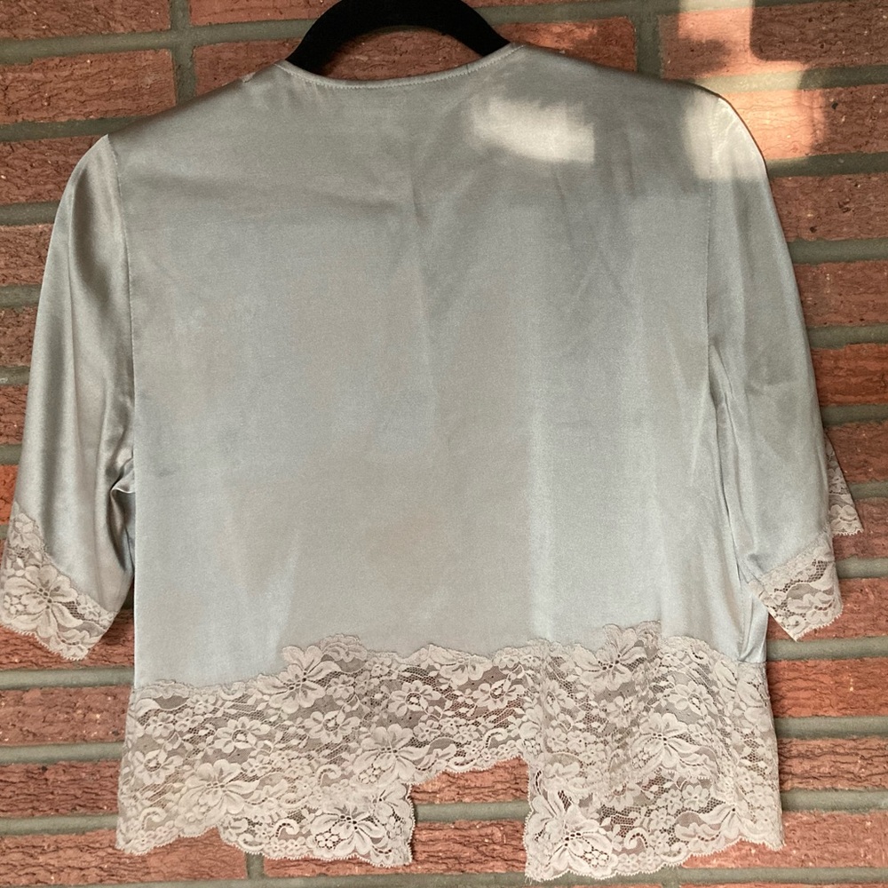 Express Design Studio Silk Cardi - Picture 3 of 7